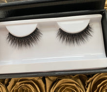 Load image into Gallery viewer, Miss Mini Minx Lashes