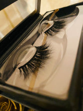 Load image into Gallery viewer, Miss Chi-town Fly Lashes